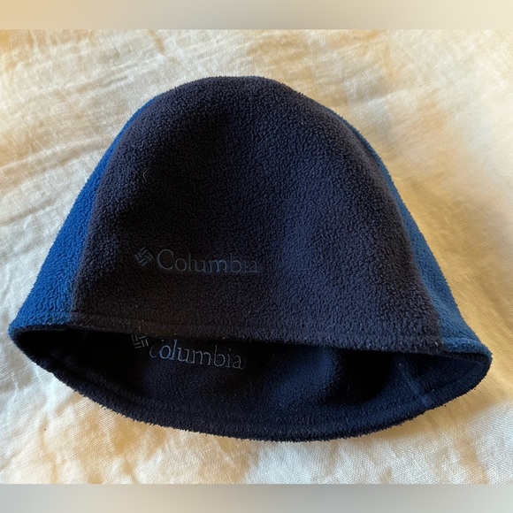Unisex, Columbia Fleece Hat, Kids/Youth Sz, EUC - Picture 2 of 3